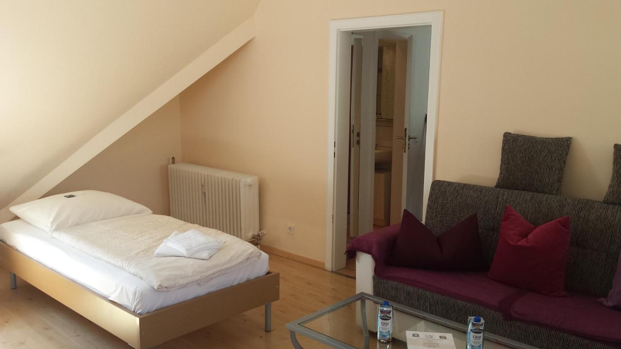 Barcelona Bed & Breakfast Düsseldorf Rom bilde