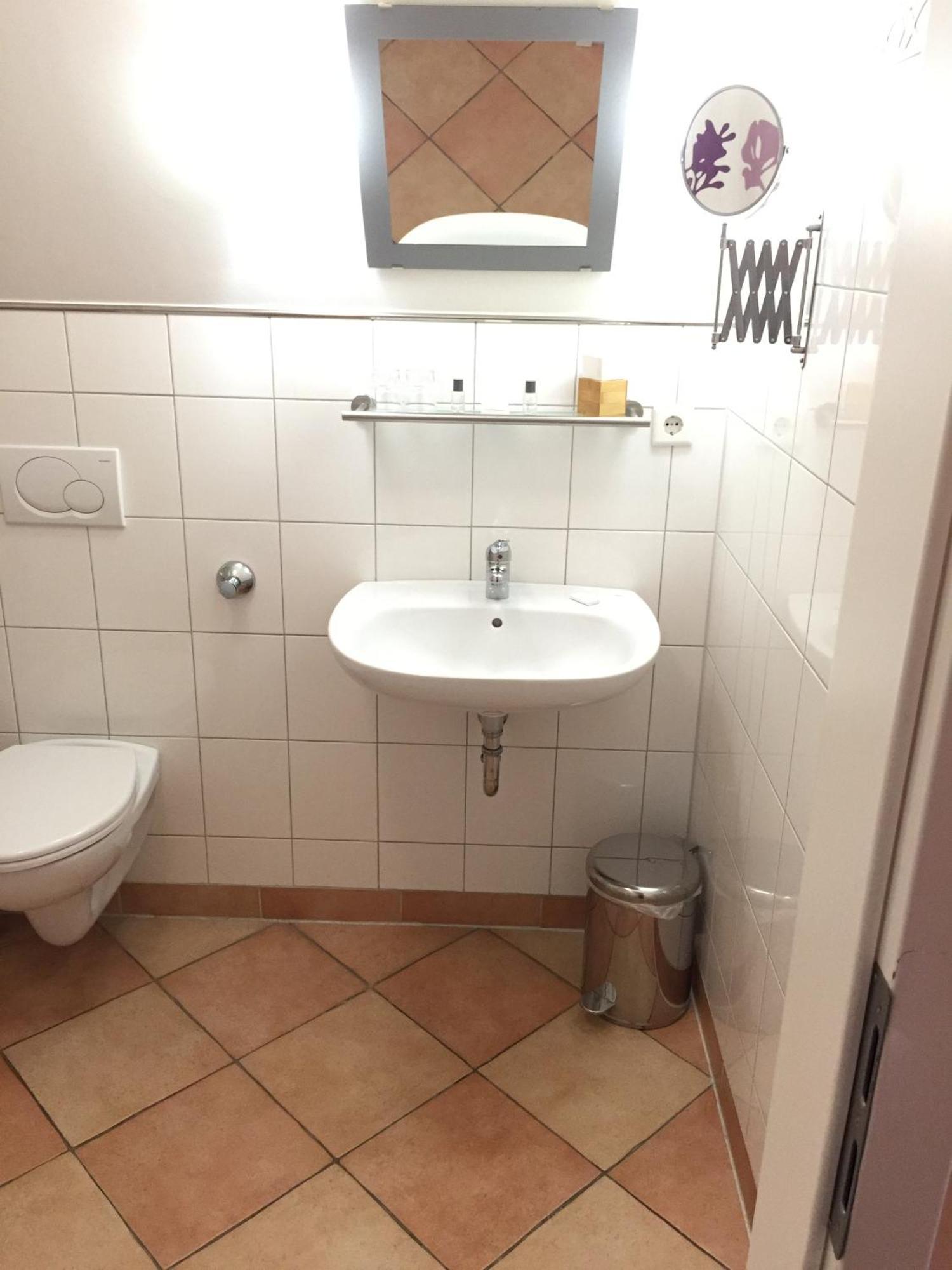 Barcelona Bed & Breakfast Düsseldorf Rom bilde