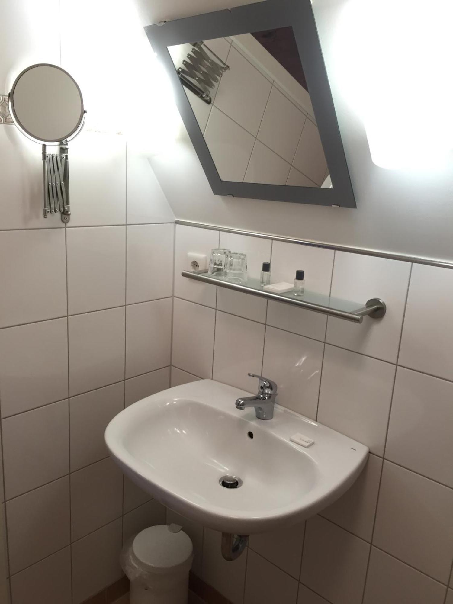 Barcelona Bed & Breakfast Düsseldorf Rom bilde